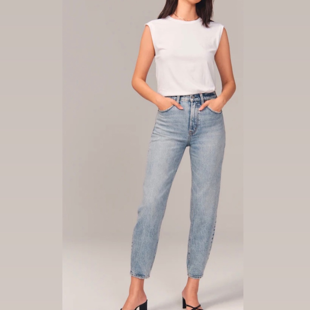 Abercrombie Mom jeans
